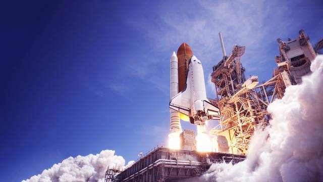 The,Launch,Of,The,Space,Shuttle,Against,The,Sky,,Fire