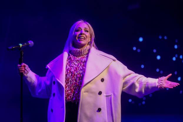 Jelena Rozga u Sarajevu održala Novogodišnji koncert