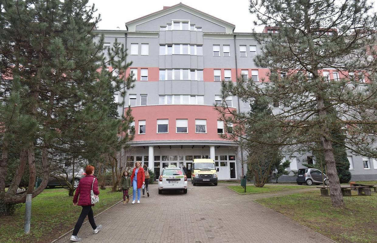 Trudnica (31) imala težak oblik korone. Umrla je. Beba ima 2200 grama. I nju će testirati