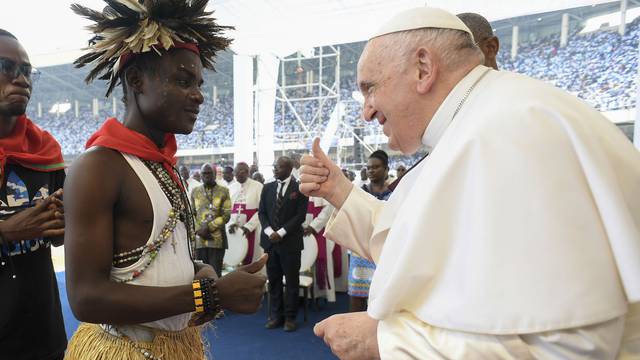 Kongo: Papa Franjo susreo se s mladima i vjeroučiteljima