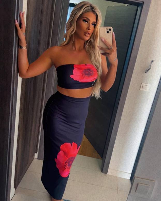 FOTO Sjećate se najzgodnije vozačice ZET-a? Teta Mraz je, pogledajte kako sad izgleda!