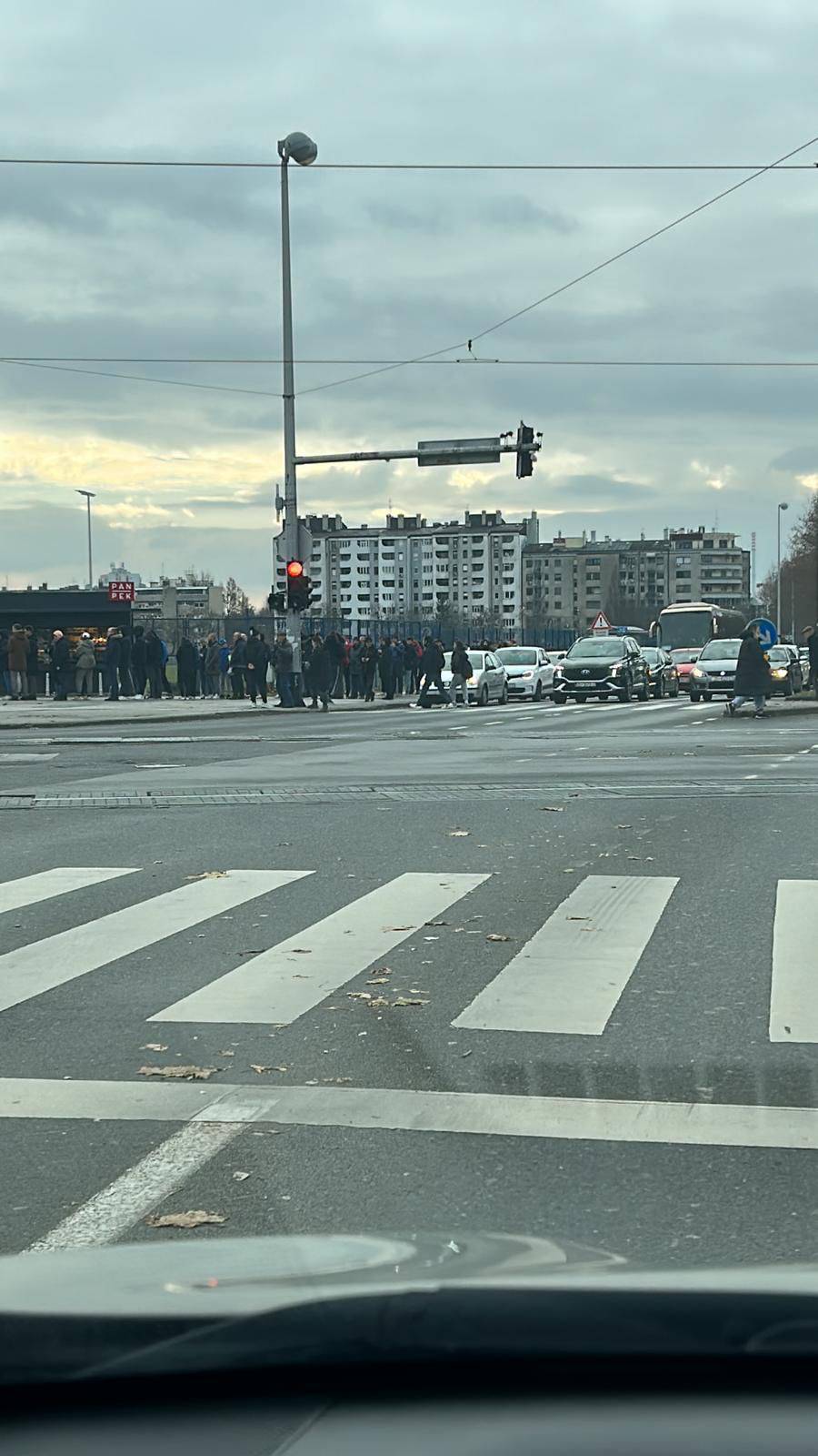 Ogromni redovi na Maksimiru: Navijači požurili po ulaznice!