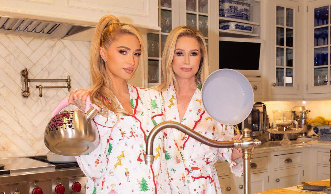 Paris Hilton pozirala s majkom: 'Ajme, one izgledaju kao sestre'