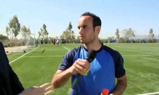 Landon Donovan 'poludio' i novinaru potrgao mikrofon