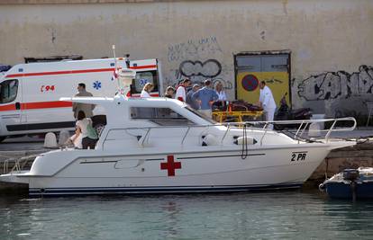 Dvoje djece teško ozlijeđeno u nesreći na Braču, brodicom su prevezeni u splitsku bolnicu