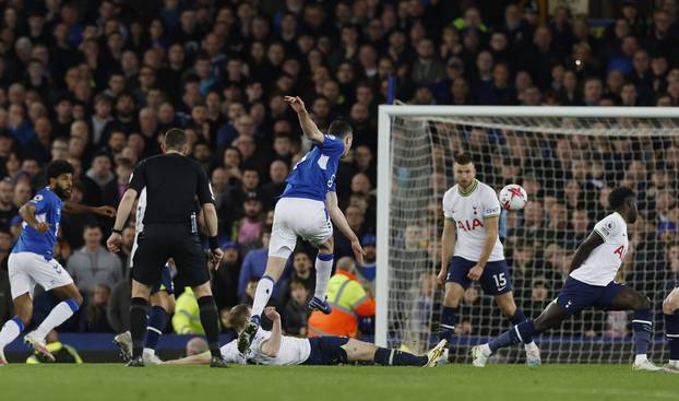 Premier League - Everton v Tottenham Hotspur