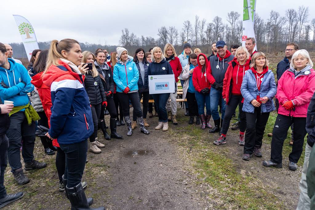 U projektu Co2mpesating by planting volonteri Šumoborci posadili novih 13,000 sadnica