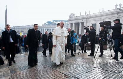 Vatikanski gardisti: Spremni smo na sve da obranimo Papu