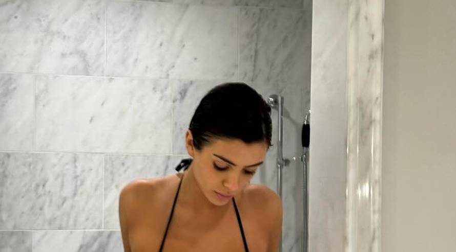 Bianca pozirala u tangicama, a suprug Kanye West poručio: 'Od ove godine ne nosimo hlače...'