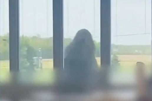 STRAH U OHIJU Gra&dstrok;ani &ccaron;uju jezive urlike i nalaze goleme otiske! Bigfoot? Evo &scaron;to ka&zcaron;u