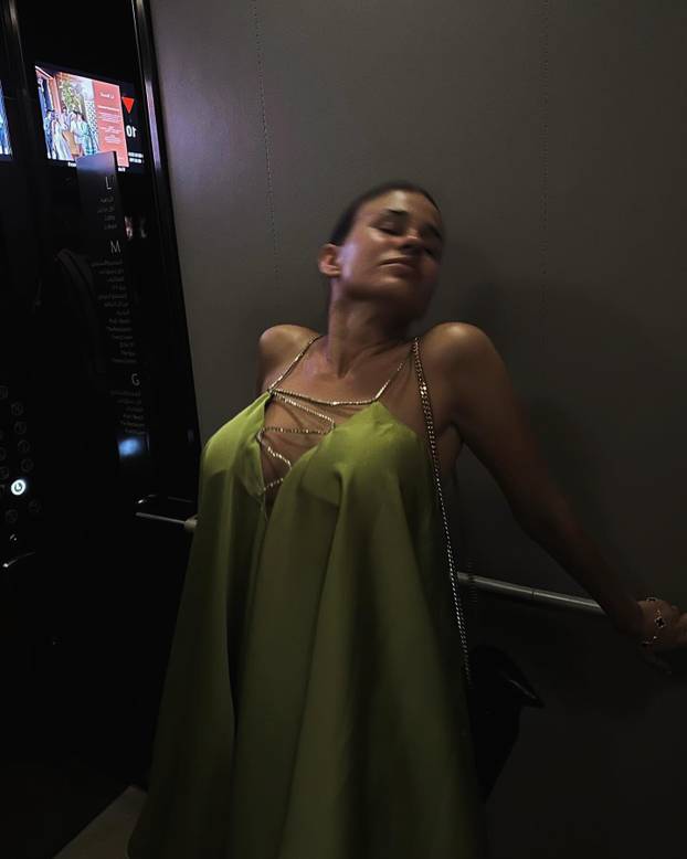 FOTO 'Srpska Diletta' mnogima razbistri um nakon nogometa...