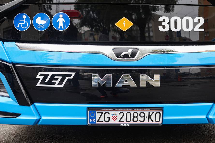Tomaševi? i ZET predstavili nove niskopodne autobuse na elektri?ni pogon