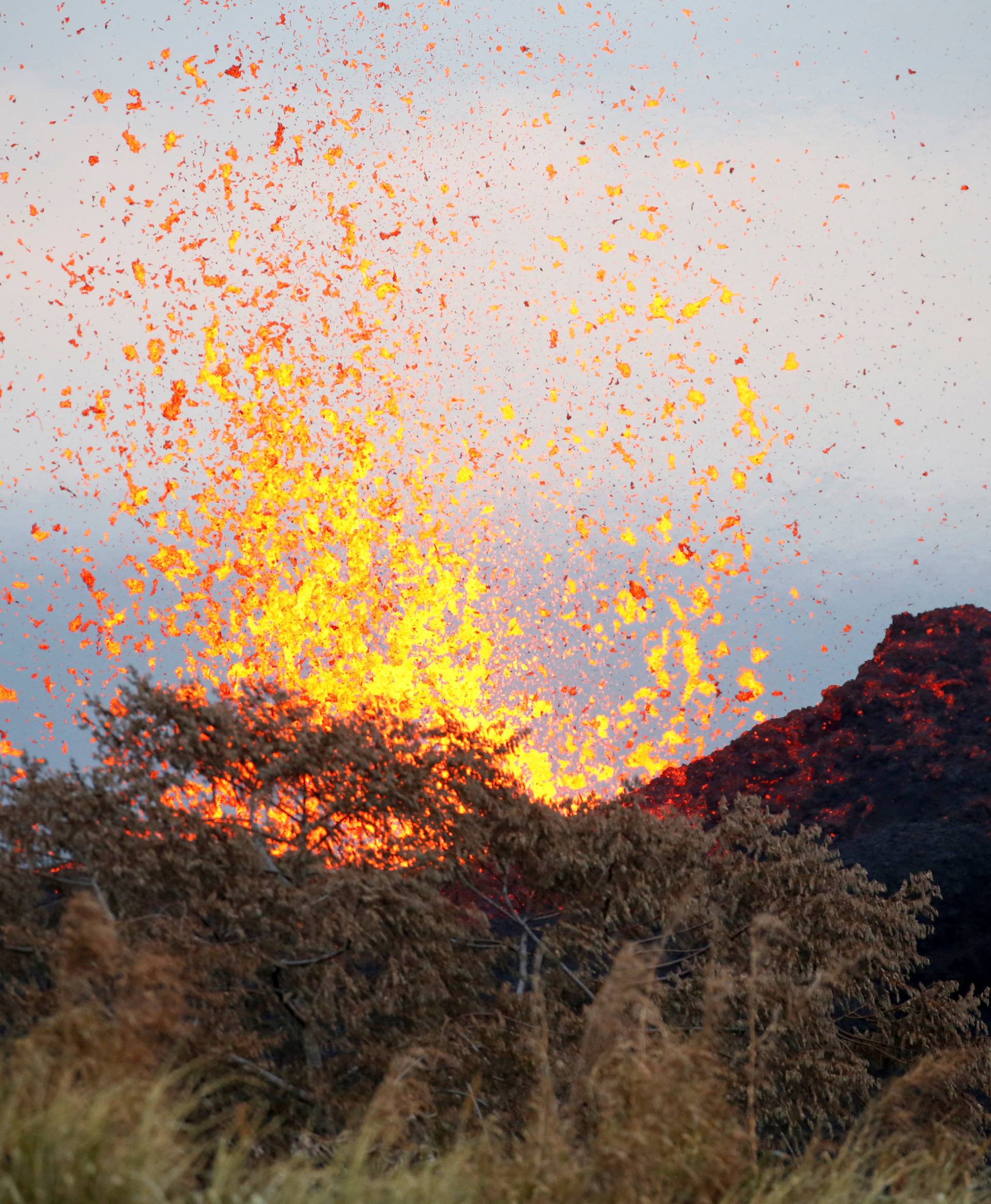 Lava erupts on the outskirts of Pahoa