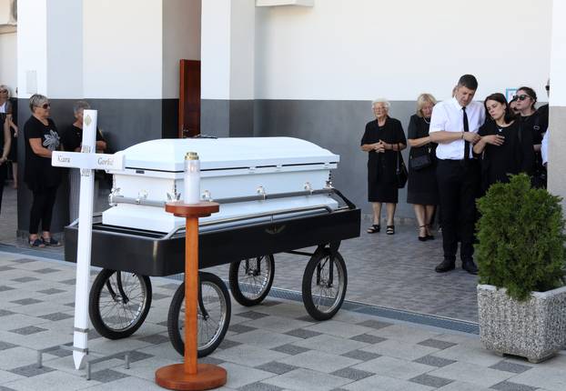 Šibenik: Pogreb Kiare Goršić