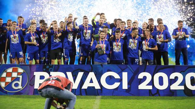 Dinamo na praznom stadionu proslavio naslov prvaka