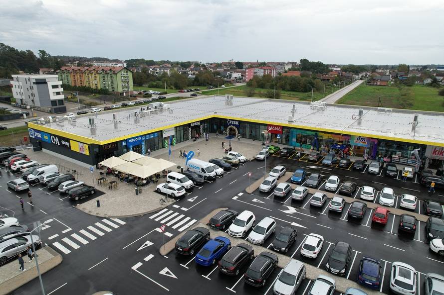 Ne propustite proljetni shopping u STOP SHOP-u