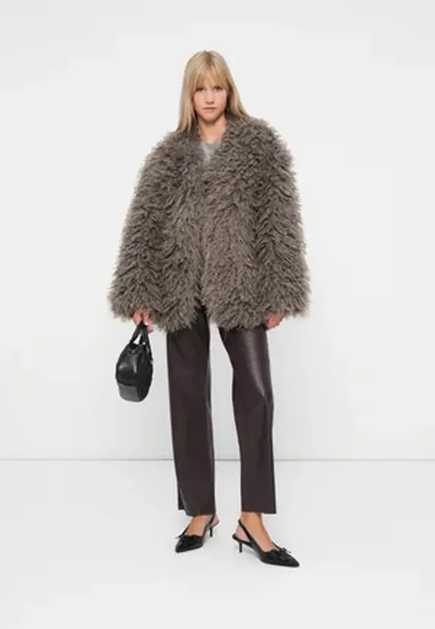 FOTO Chic bundice raznih nijansi - pufasta jakna kao hit sezone