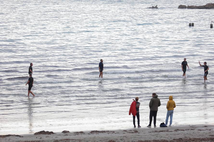 Split: Unatoč kiši na Bačvicama je bila gužva