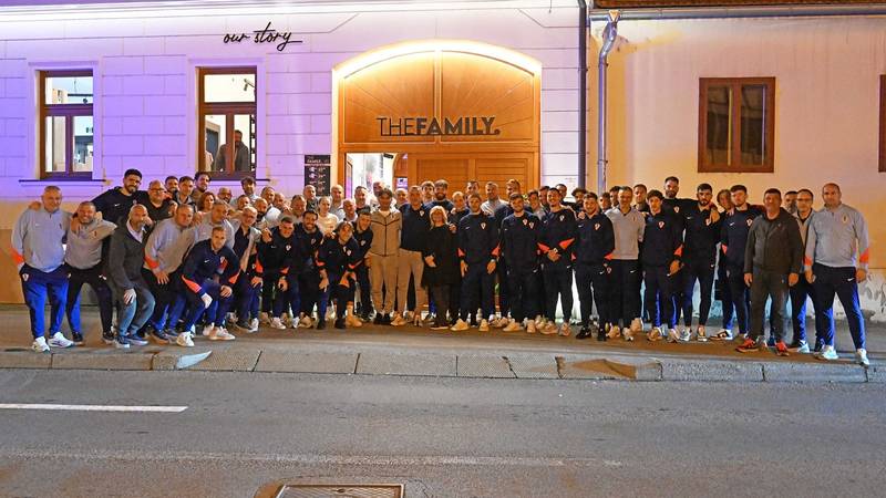 'Obitelj' u 'Familyju': Dalić je za plasman na Svjetsko prvenstvo odveo 'vatrene' u svoj restoran