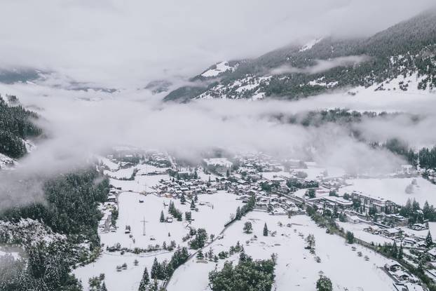 AUT, Starken Unwettern in Österreich