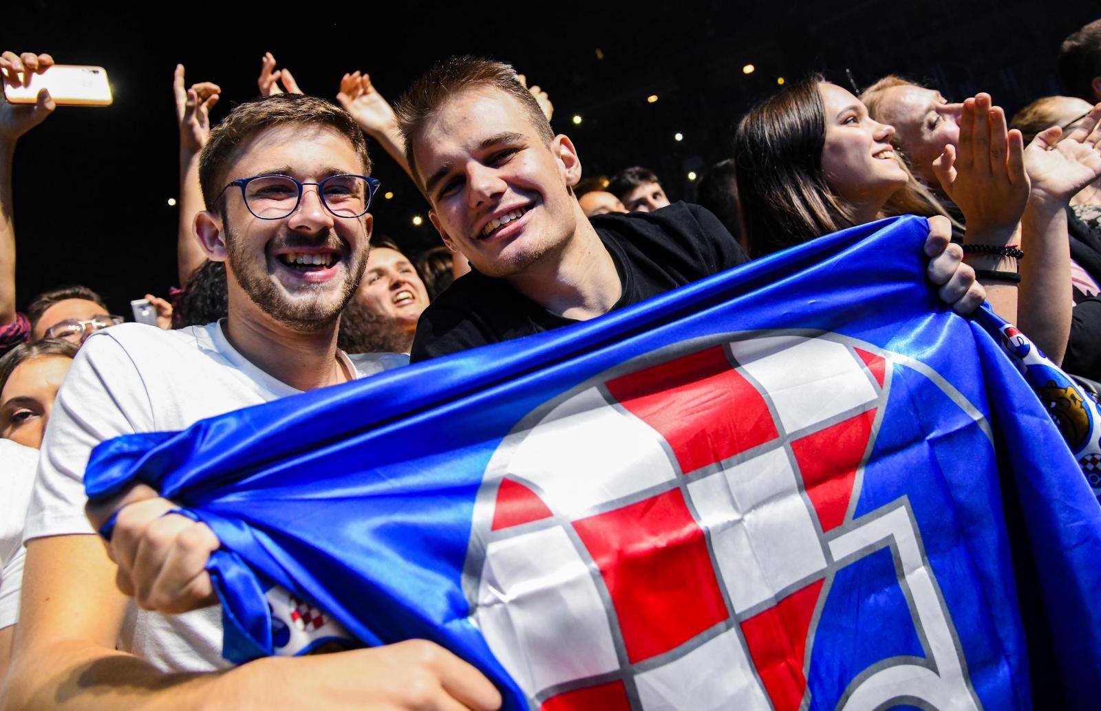 Zagreb: Koncert Prljavog kazaliÅ¡ta povodom 30. godiÅ¡njice velikog koncerta na glavnom Trgu