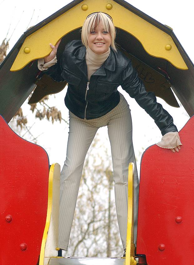 ARHIVA - 2001. Zagreb: Pjeva?ica Maja Šuput 