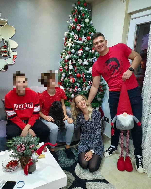 FOTO Majku je pratio do oltara, a sad se i sam oženio. Zvijezda rukometaša u braku s liječnicom