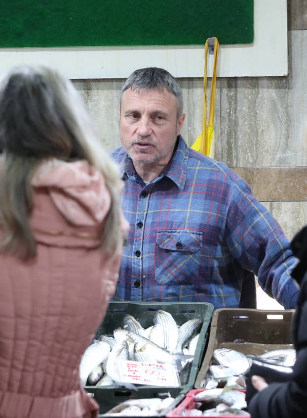 Tržnica Dolac uoči blagdana