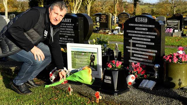 Šuker u Belfastu posjetio grob legendarnog Georgea Besta...