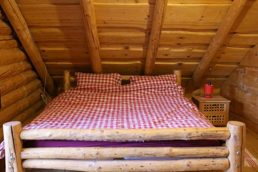 Ljepotica od trupaca: Ova će vas hiža osvojiti na prvi pogled