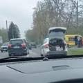 Sudar dva auta u Petrinji, troje ljudi je lakše ozlijeđeno: 'Čula sam jak udarac, došla je i Hitna'