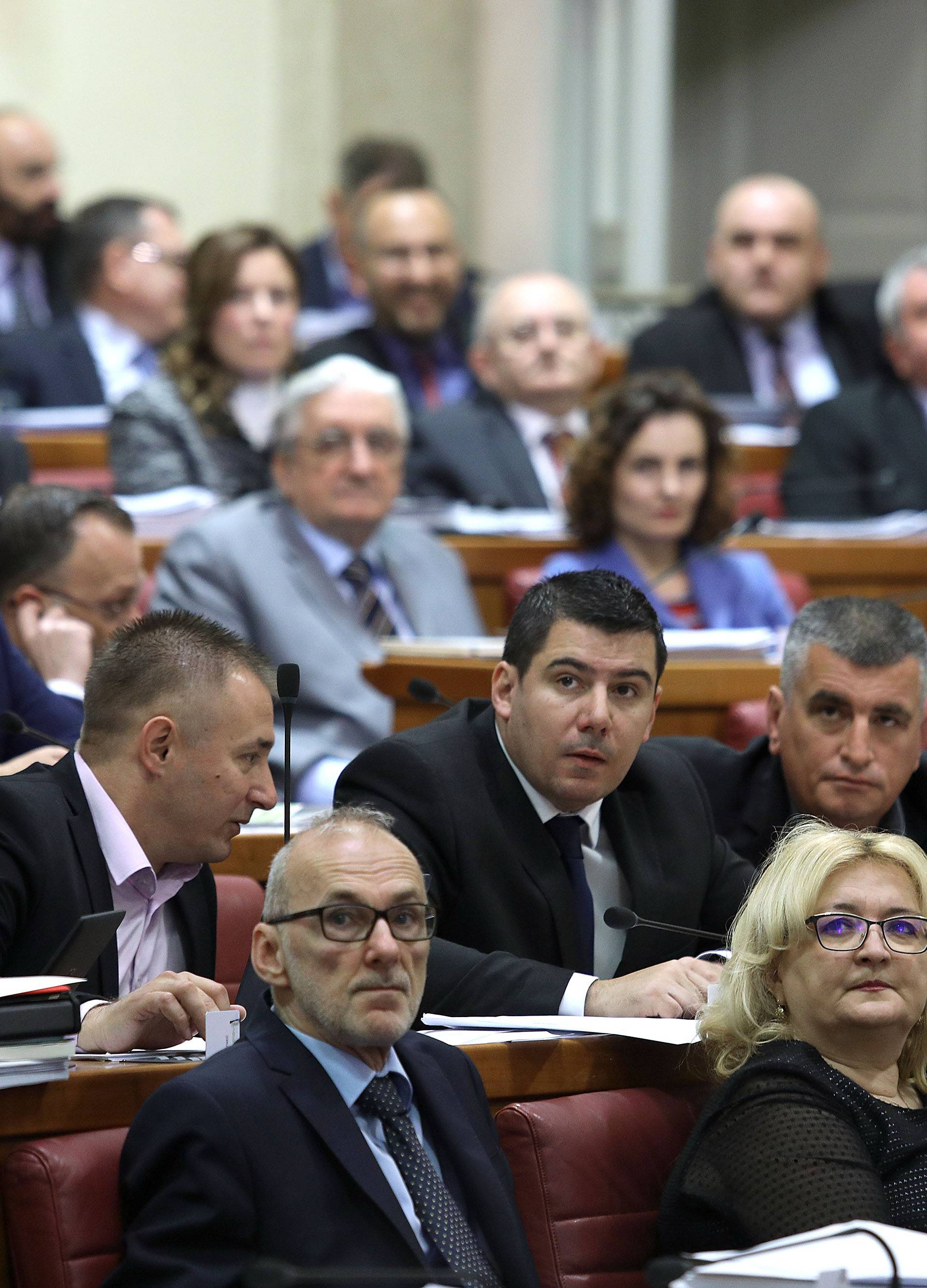 "Zašto život mljekara vrijedi manje nego život tajkuna?"