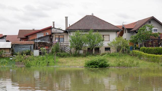 Karlovac: Poplavljeno područje u naselju Selce uz Kupu