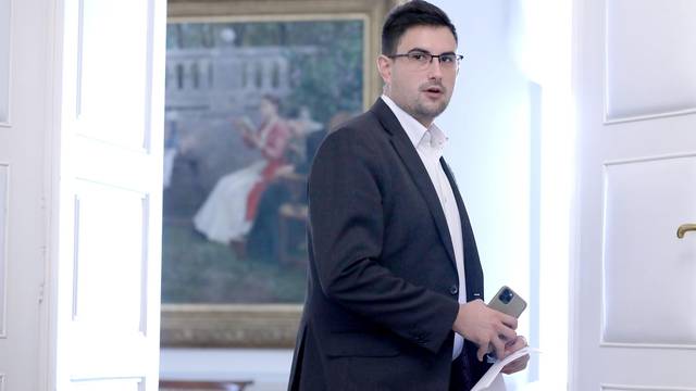 Glasnogovornik Vlade  Marko Milić pozitivan na koronavirus