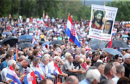 HOS-ovci u Bleiburg bez 'za dom spremni': 'Nije to dernek'