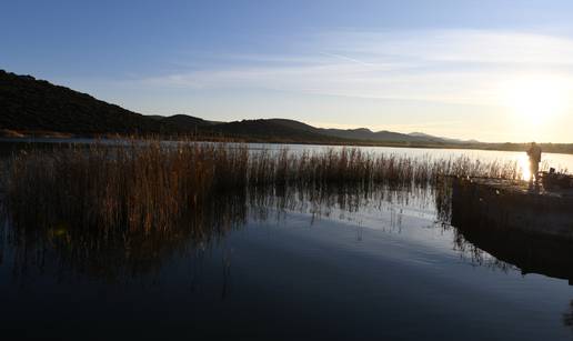 Bajkovito jesensko jutro u Parku prirode Vransko jezero