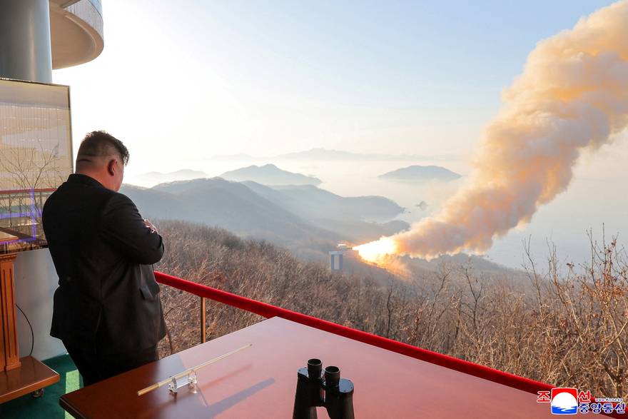 KIM SE NE ZEZA: Sjeverna Koreja ispalila balisti&ccaron;ke projektile