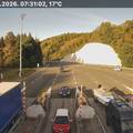 Prometna na A4 izme&dstrok;u &ccaron;vorova Sesvete i Zagreb. Auti voze u koloni od dva kilometra