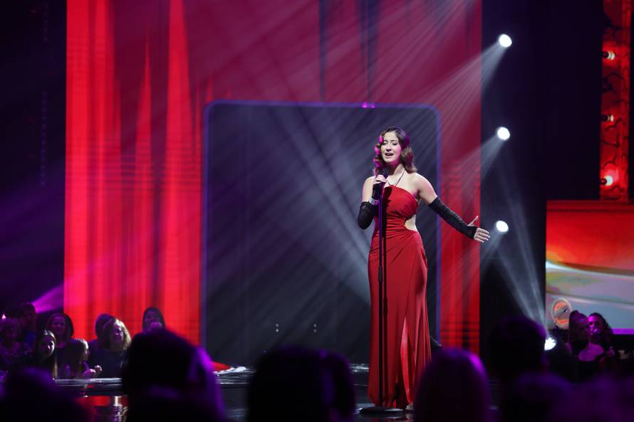 Hana iz 'Superstara' otkrila da želi snimiti duet s Aleksandrom Prijović: 'Javi mi se, molim te!