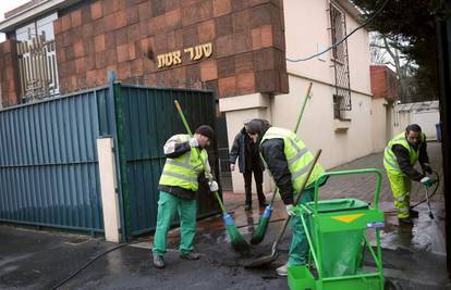 Francuska: Zapalili vrata sinagoge, nema ozlijeđenih 