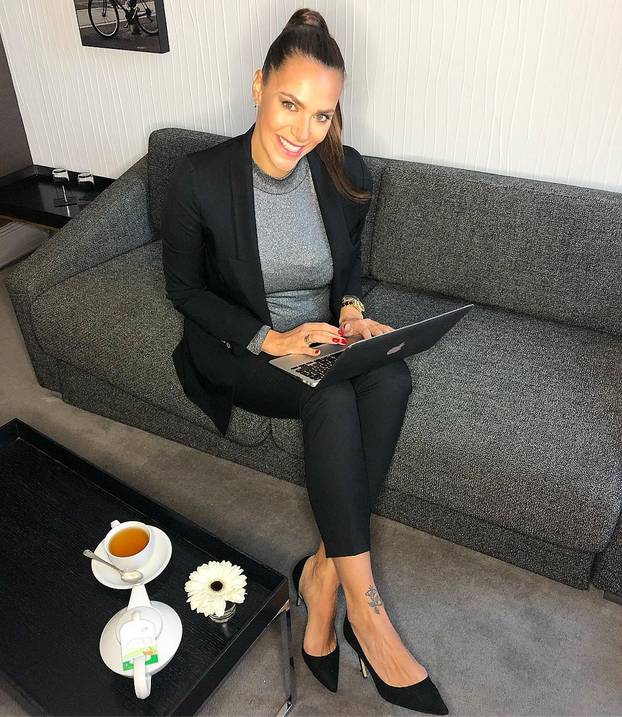 FOTO Schweinsteiger je flertao s njom u emisiji. Omiljeno je TV lice i već je bila s nogometašem