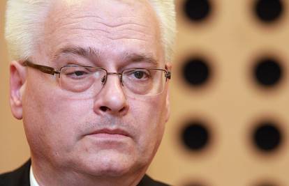 Predsjednik "iz mašine": Ide Ivo Josipović spasiti Vukovar