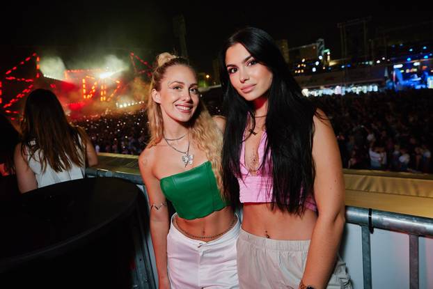 Poznati na Ultri: Zablistale su pjevačice Žanamari i Albina, a zabava nije prošla ni bez Jole