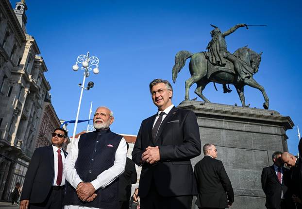 Zagreb: Narendra Modi u društvu Andreja Plenkovića prošetao  centrom Zagreba