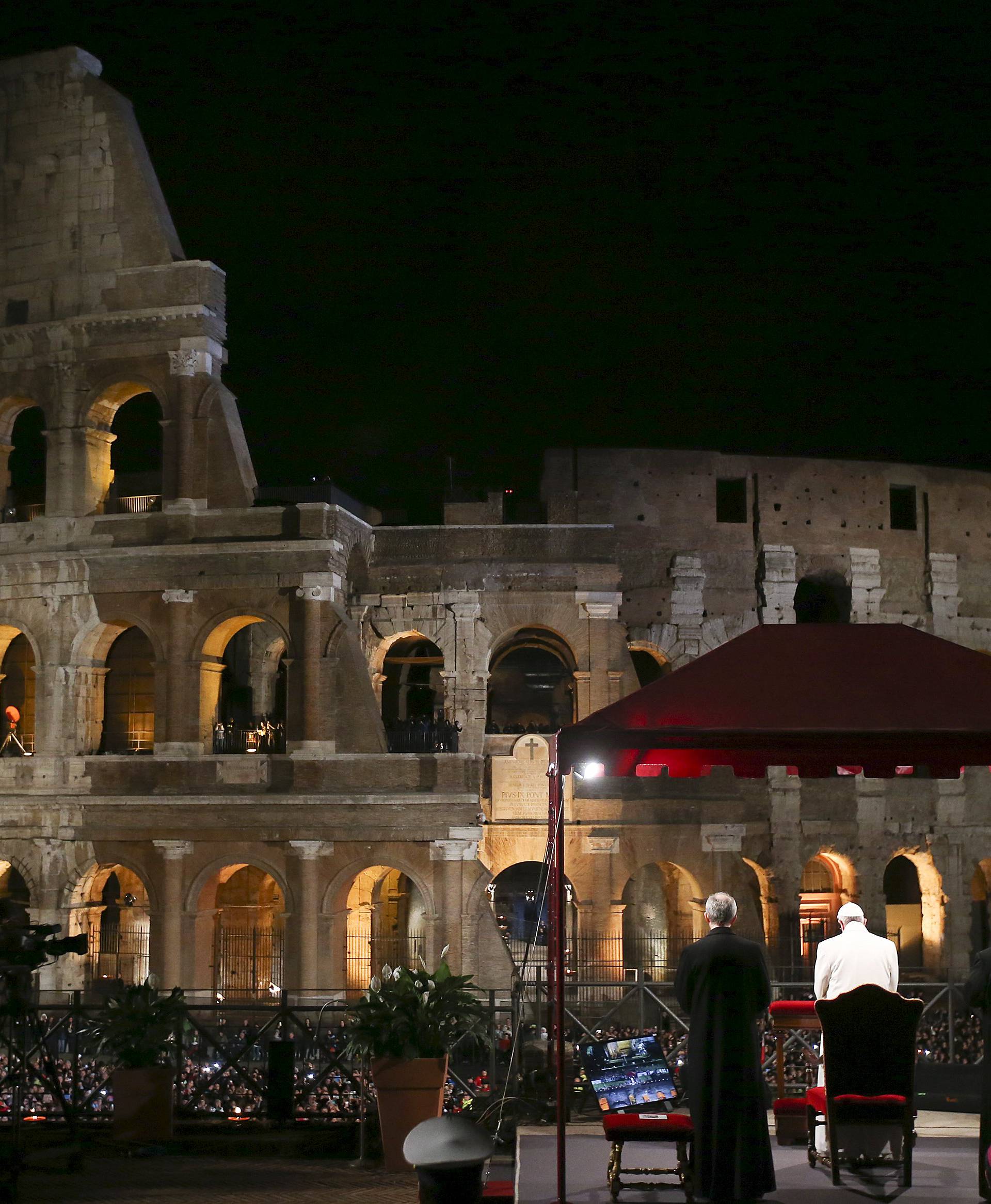 Papa osudio terorizam: Svetim imenom žele opravdati nasilje