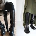 Crne visoke čizme nogama daju dojam vitkosti: Nosimo ih na 6 dnevnih i večernjih načina