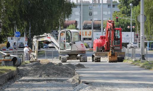 Zagrebačka županija daje 2,4 mil. kn za škole i ceste u selu