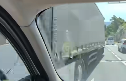 VIDEO Drama kod Dubrovnika: Pretjecao cisternu s opasnim tvarima usred raskrižja...