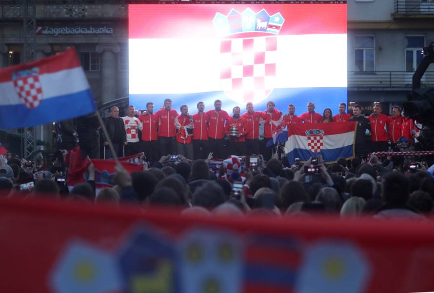 Grad s petoricom izbornika: Ne filozofiramo puno, fajteri smo!