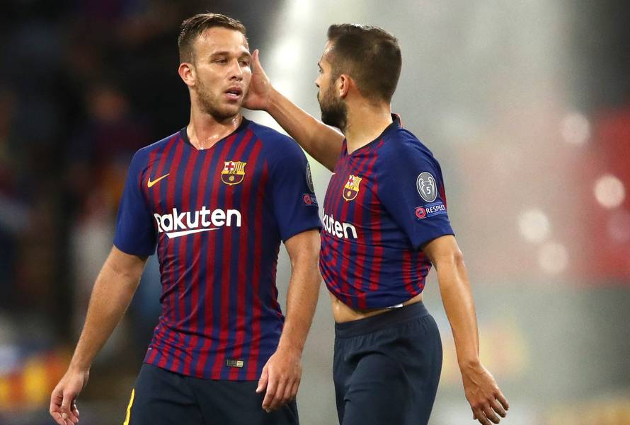 Tottenham Hotspur v Barcelona - UEFA Champions League - Group B - Wembley Stadium